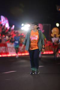 BIB: 08692
                            <button type="button" onclick="openModal(20715744)" class="btn btn-primary btn-sm float-right btn-popup" data-toggle="modal" data-target=".modal-high-quality">
                        <i class="fas fa-shopping-cart"></i> Add to Cart
                    </button>
                                            <button type="button" onclick="isThisMe(20715744, true)" class="btn btn-success btn-sm float-right btn-popup btn-isme hidden" data-toggle="tooltip" data-placement="bottom" title="นี่คือรูปของคุณใช่ไหม คลิกที่นี่เพื่อเอาเข้าอัลบั้ม">
                        <i class="fas fa-plus"></i> Add to album
                    </button>
                    <button type="button" onclick="isThisMe(20715744, false)" class="btn btn-warning btn-sm float-right btn-popup btn-isnotme hidden">
                        <i class="fas fa-ban"></i> Remove from album
                    </button>